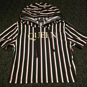 Love Ari Striped Queen Lightweight Hoodie Black‎ Red Gold Size Small